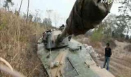 飞车最新机甲车爆料视频,飞车最新机甲车震撼亮相，科技与速度的完美融合